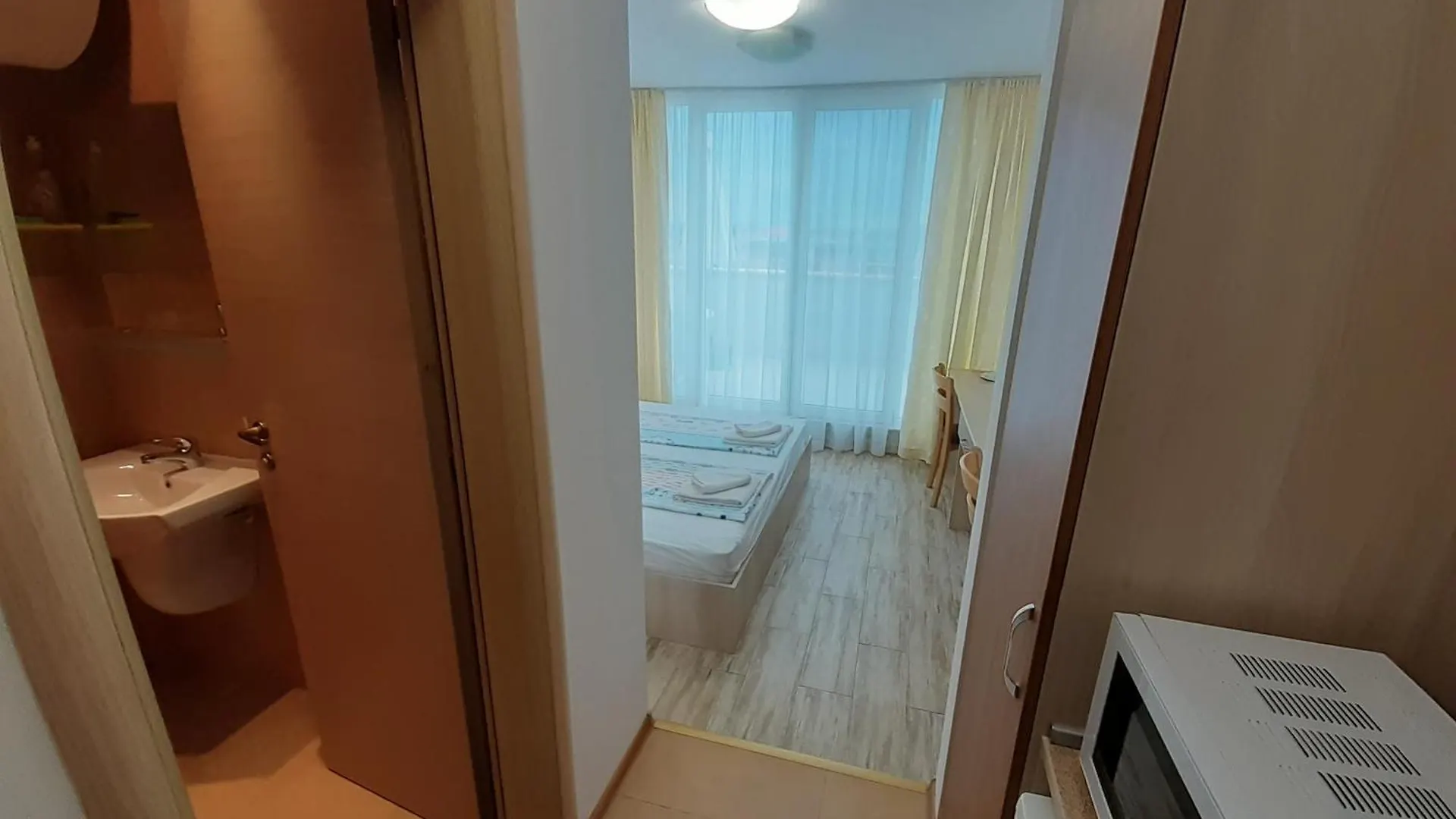 Apartments In Black Sea Star Complex Sozopol