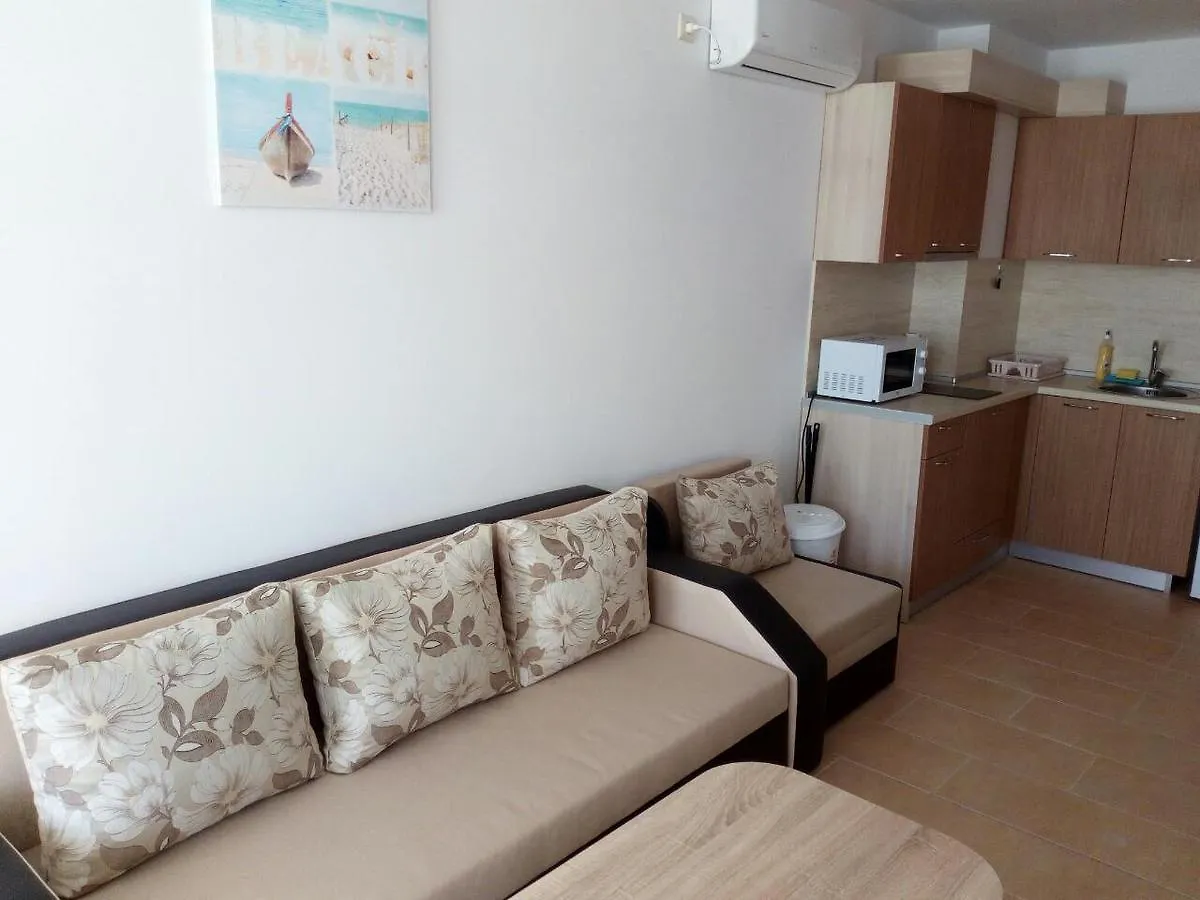 Apartments In Black Sea Star Complex Sozopol