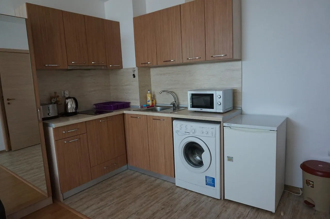 Apartments In Black Sea Star Complex Sozopol