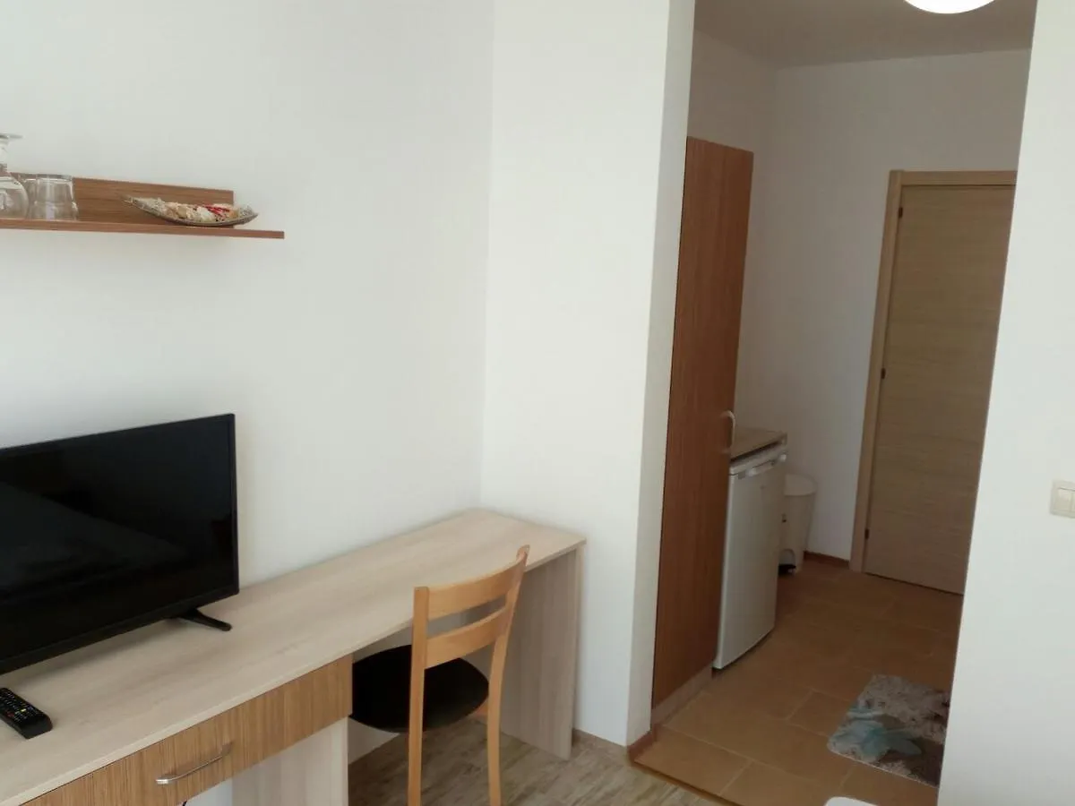 Apartments In Black Sea Star Complex Sozopol