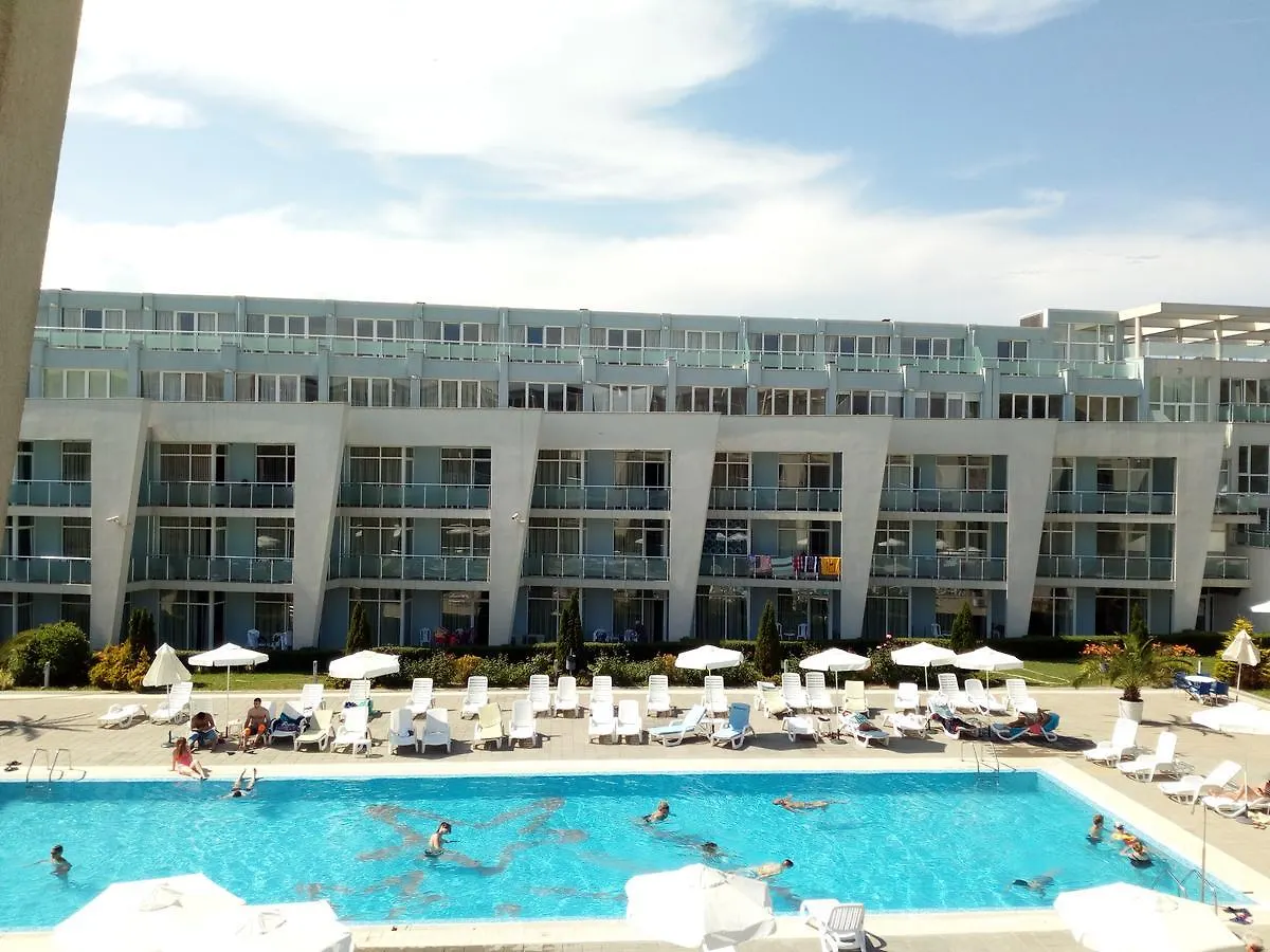Apartments In Black Sea Star Complex Sozopol
