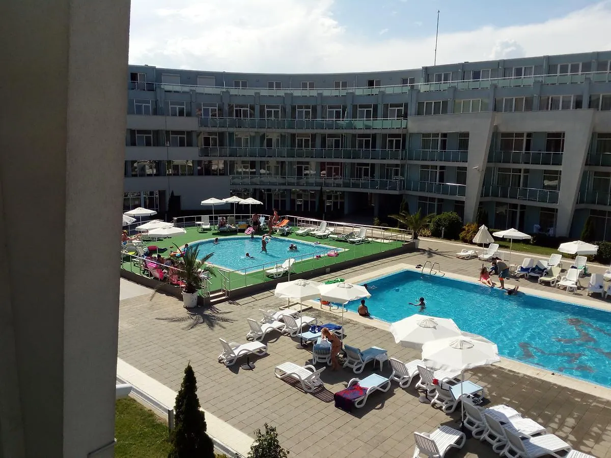 Apartments In Black Sea Star Complex Sozopol