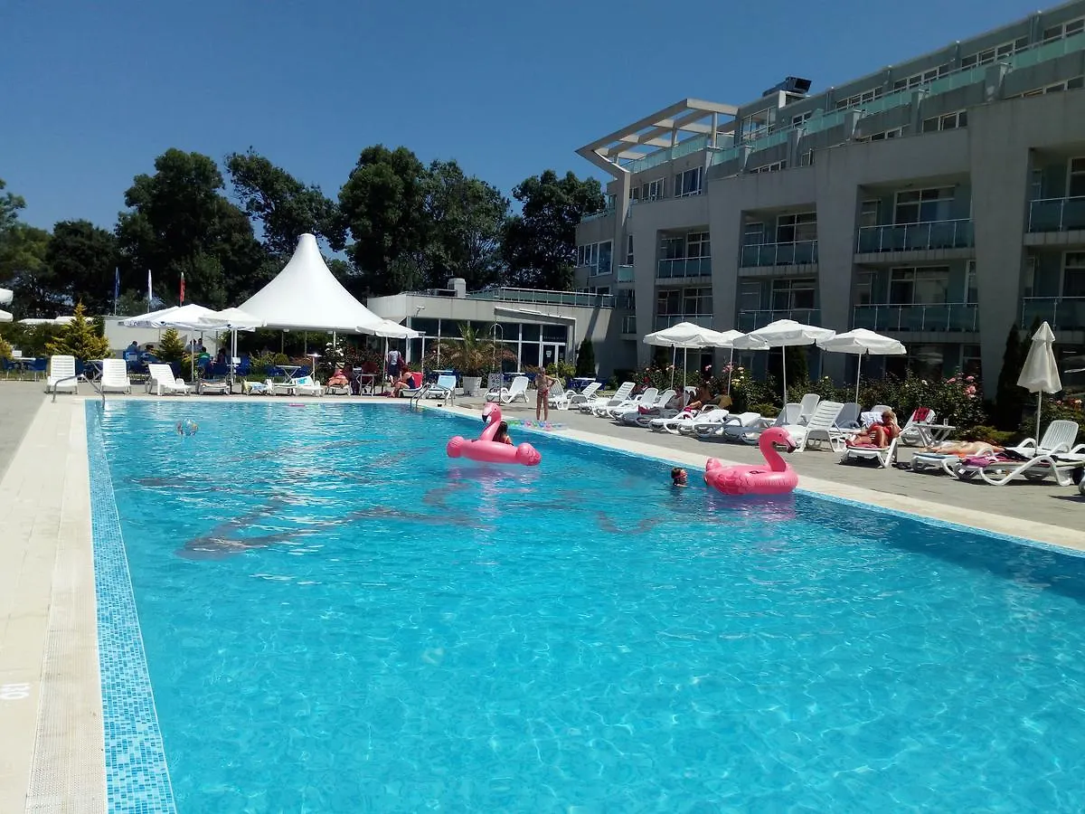 Apartments In Black Sea Star Complex Sozopol