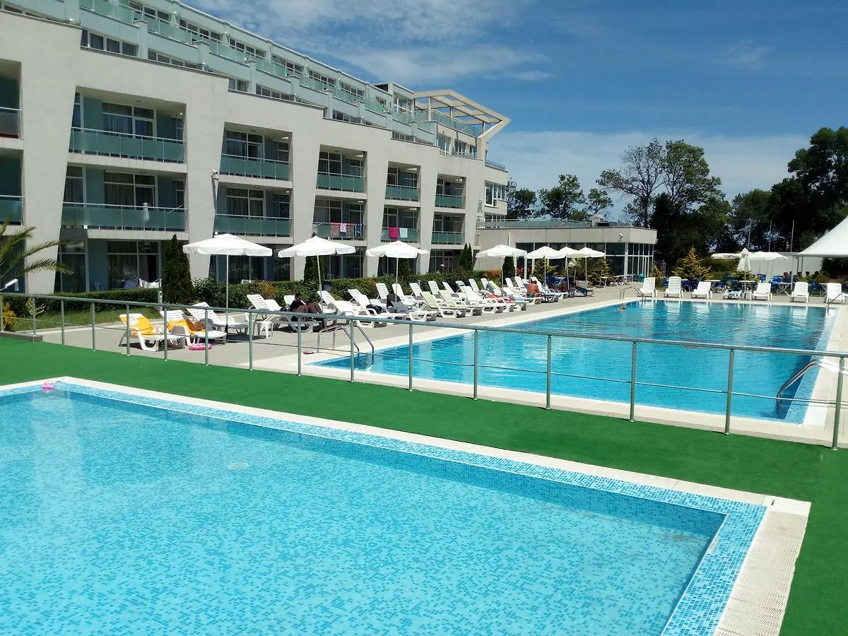 Apartments In Black Sea Star Complex Sozopol